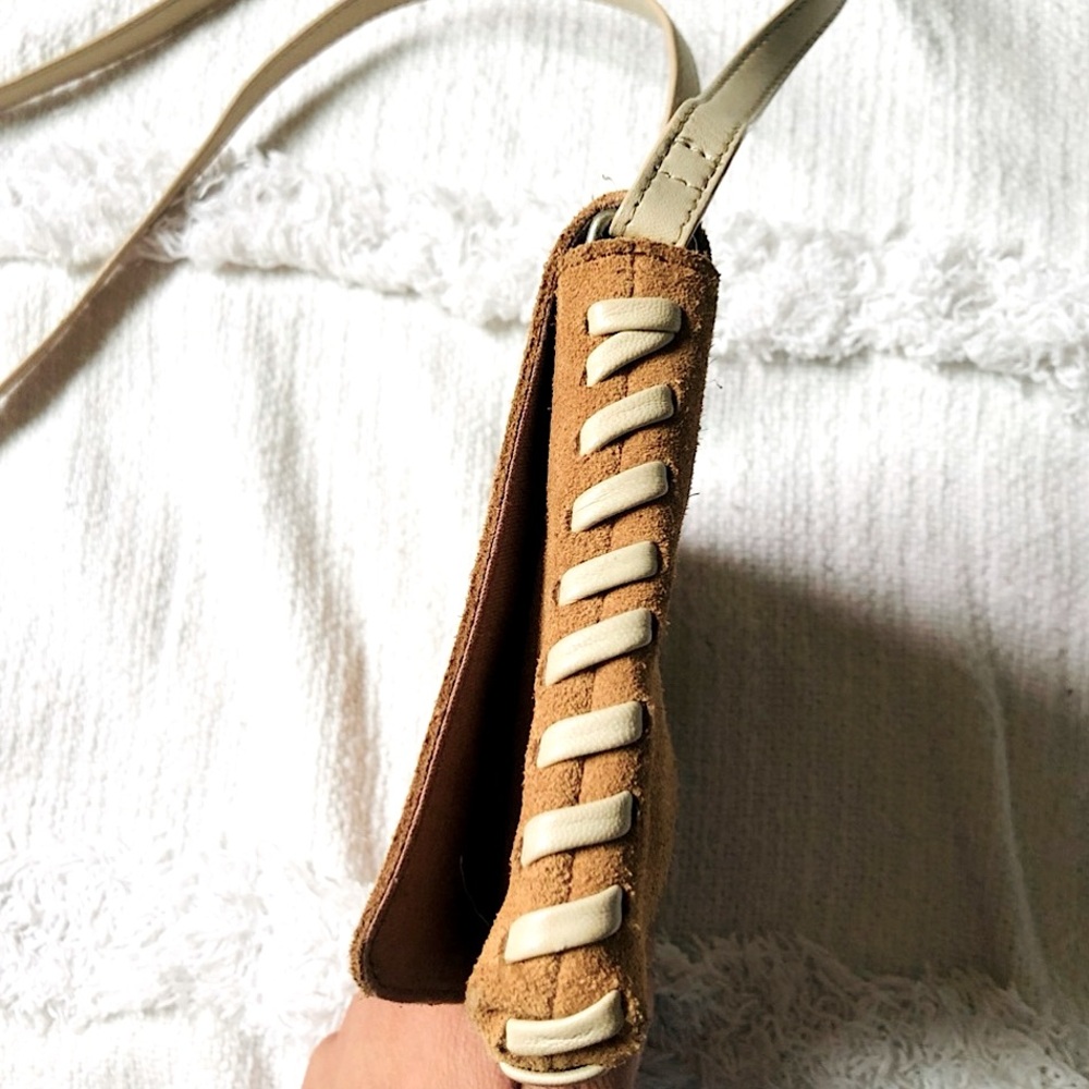Urban Outfitters suede and leather mini crossover bag - Picture 6 of 9
